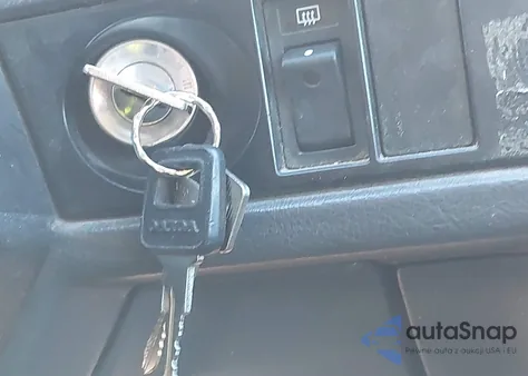 1995 Volvo 940 z USA, uszkodzony, nr VIN YV1JW8615S1134561